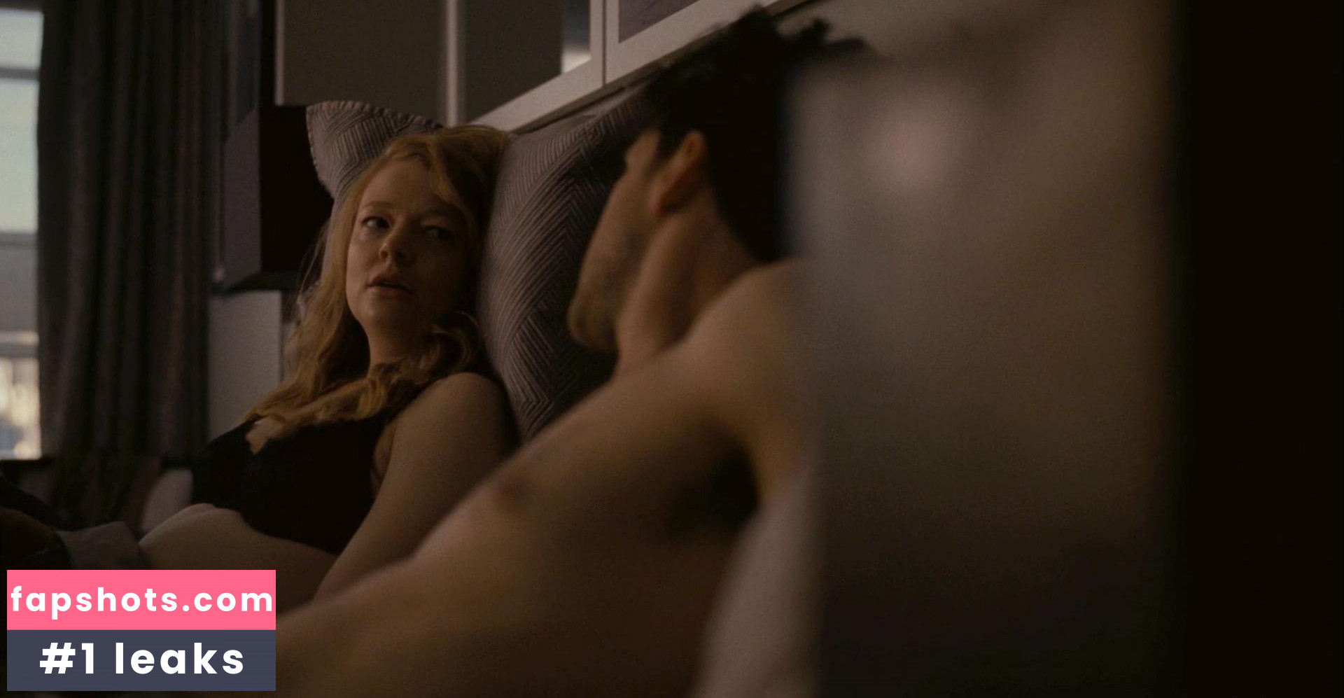 Sarah Snook gallery photo #16