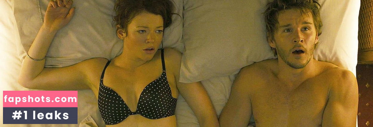 Sarah Snook gallery photo #19