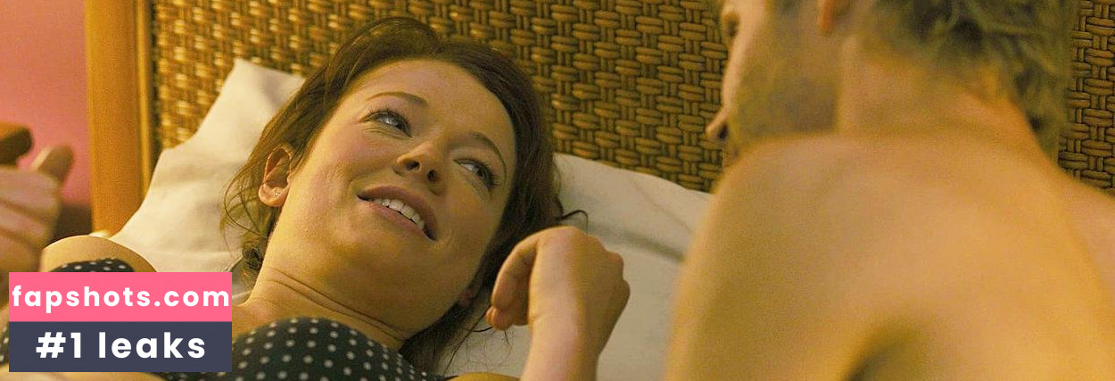 Sarah Snook gallery photo #22