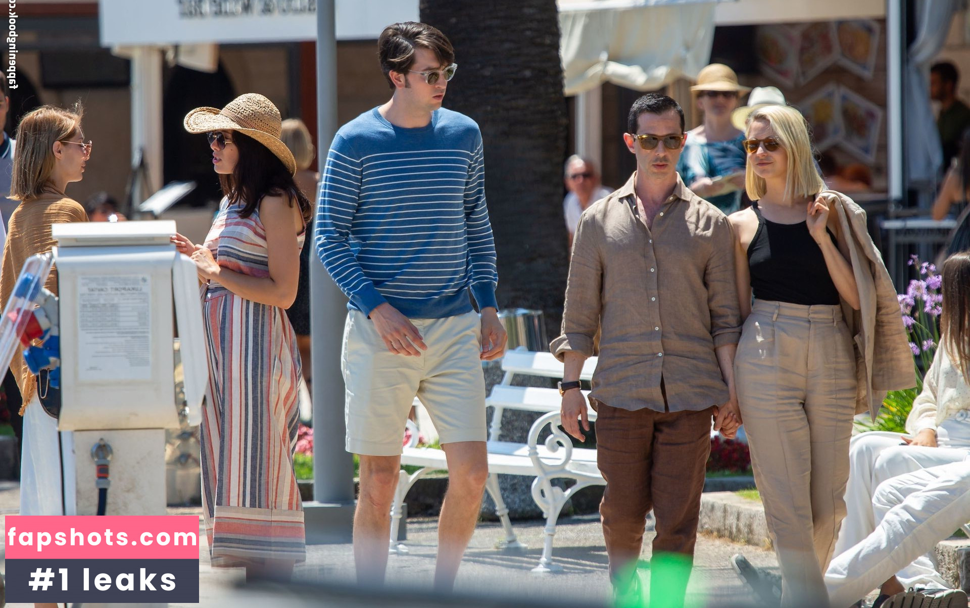 Sarah Snook gallery photo #5