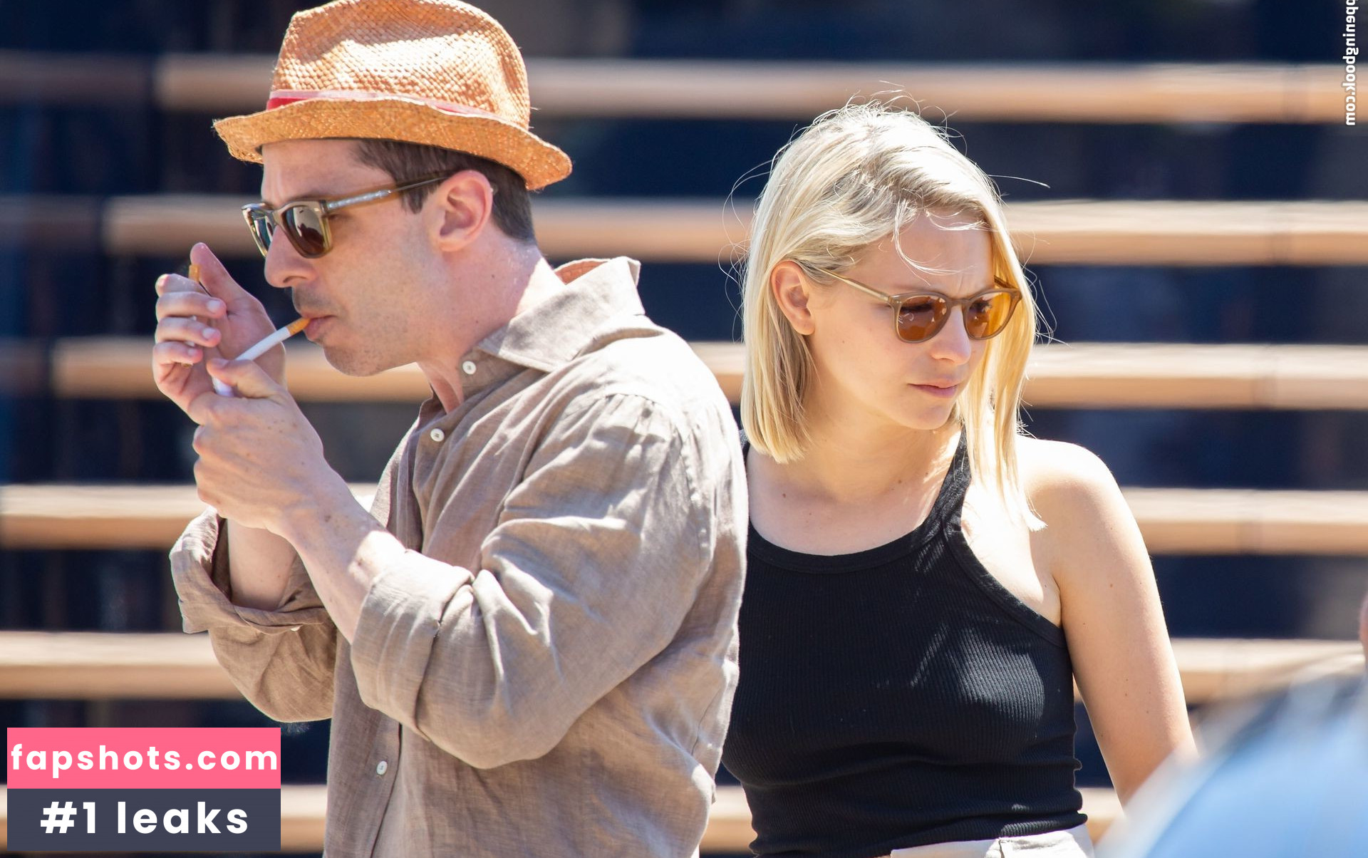 Sarah Snook gallery photo #8