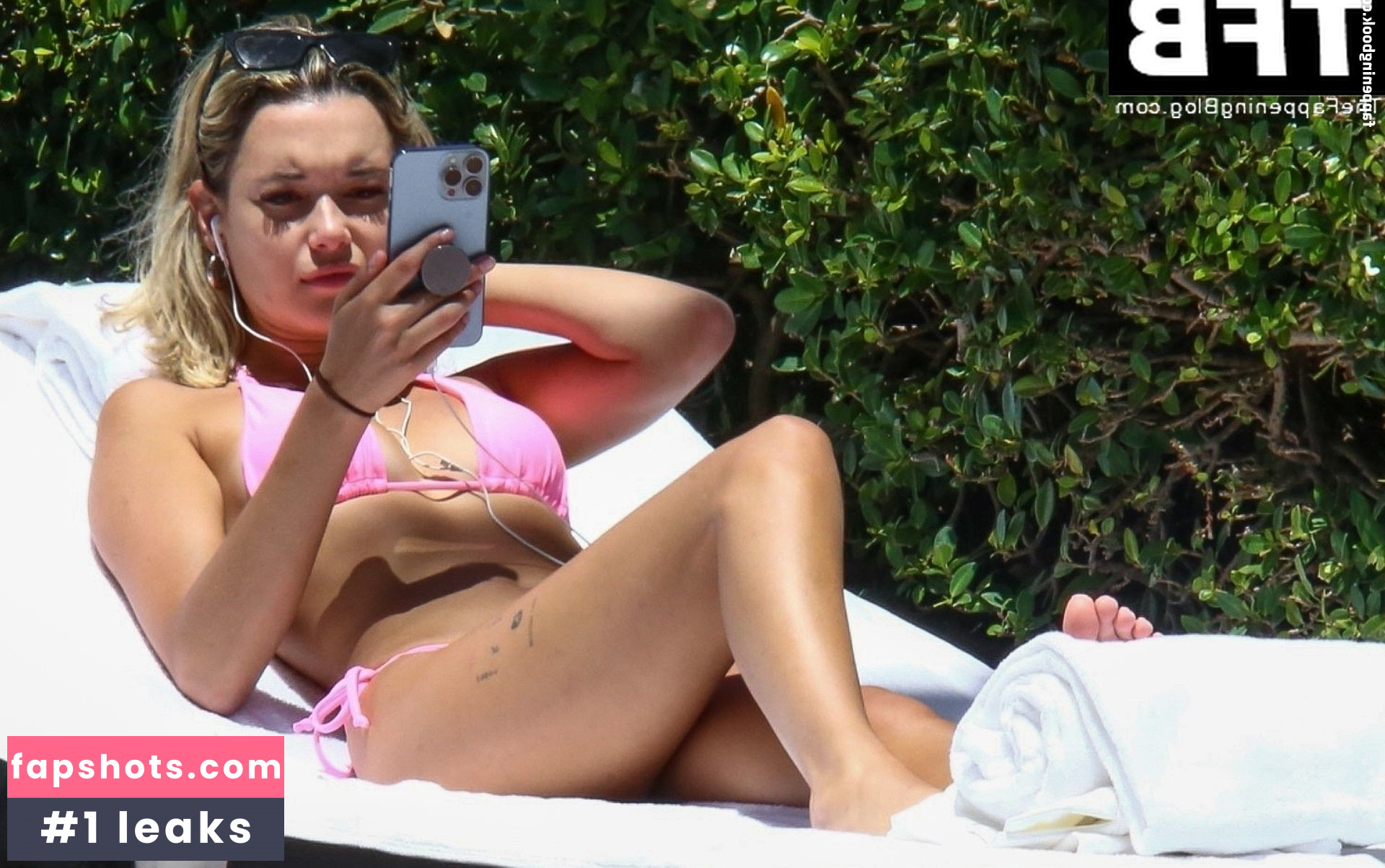 Sarah Snyder gallery photo #101