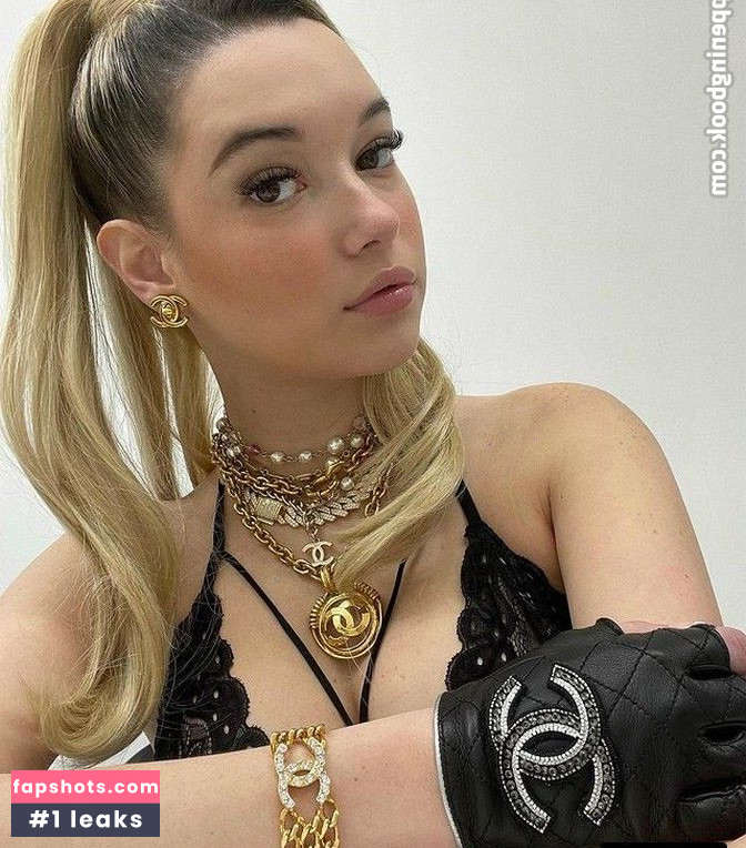 Sarah Snyder gallery photo #143