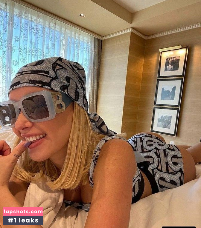 Sarah Snyder gallery photo #144