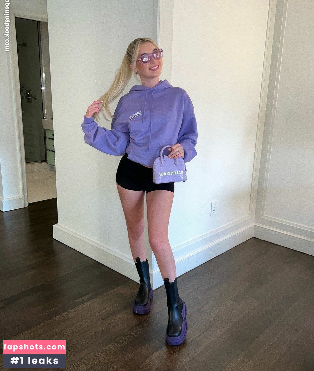 Sarah Snyder gallery photo #76