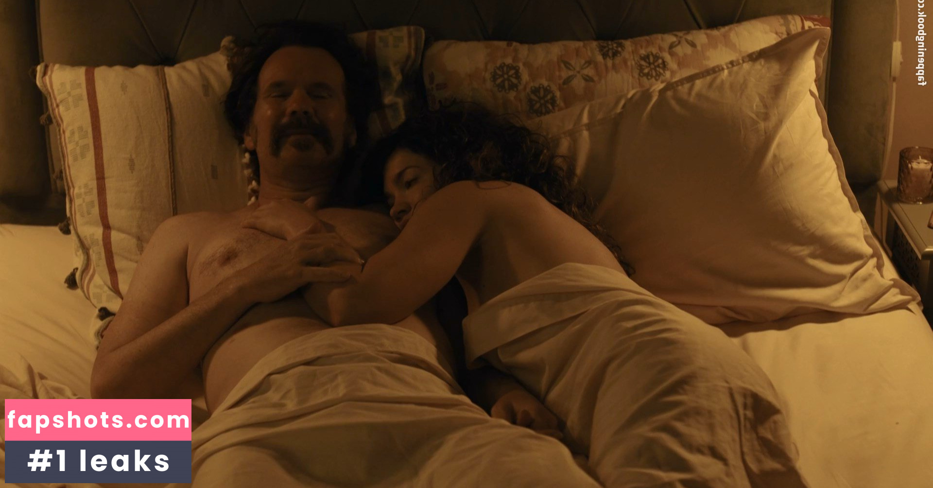 Sarah Stiles gallery photo #3