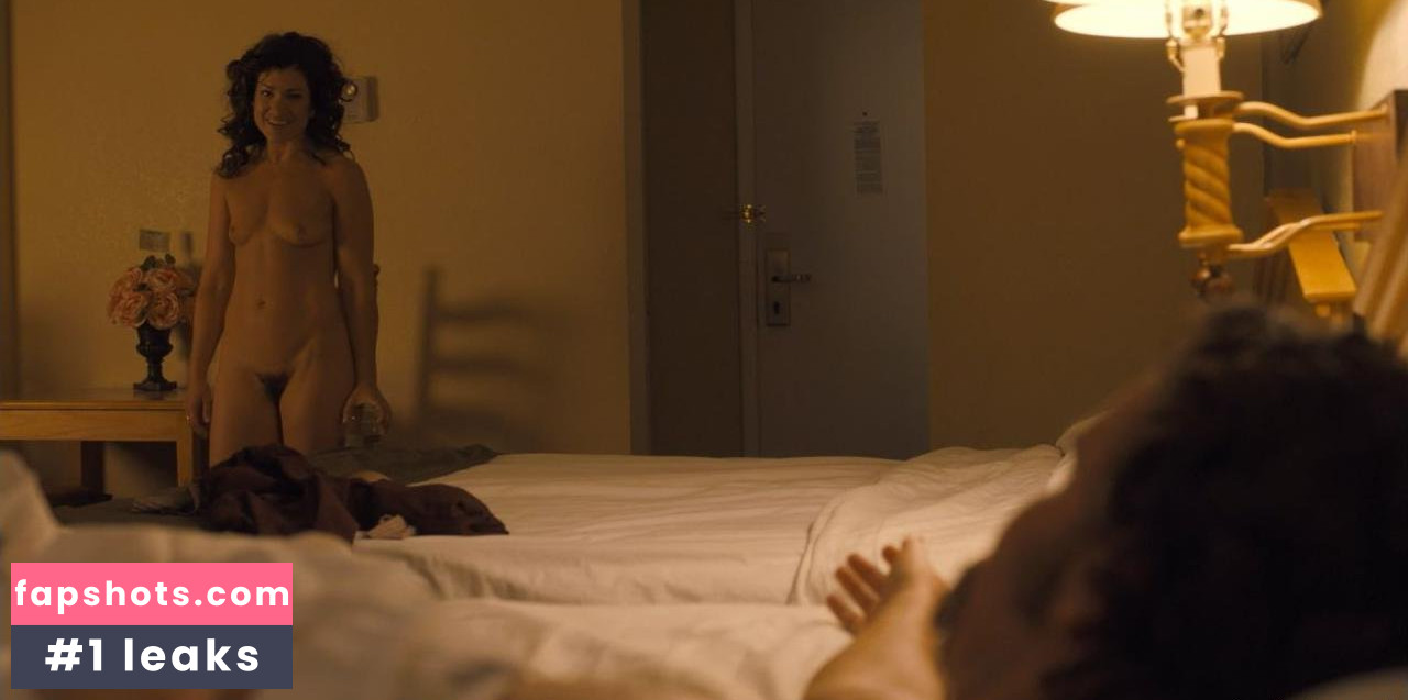 Sarah Stiles gallery photo #30