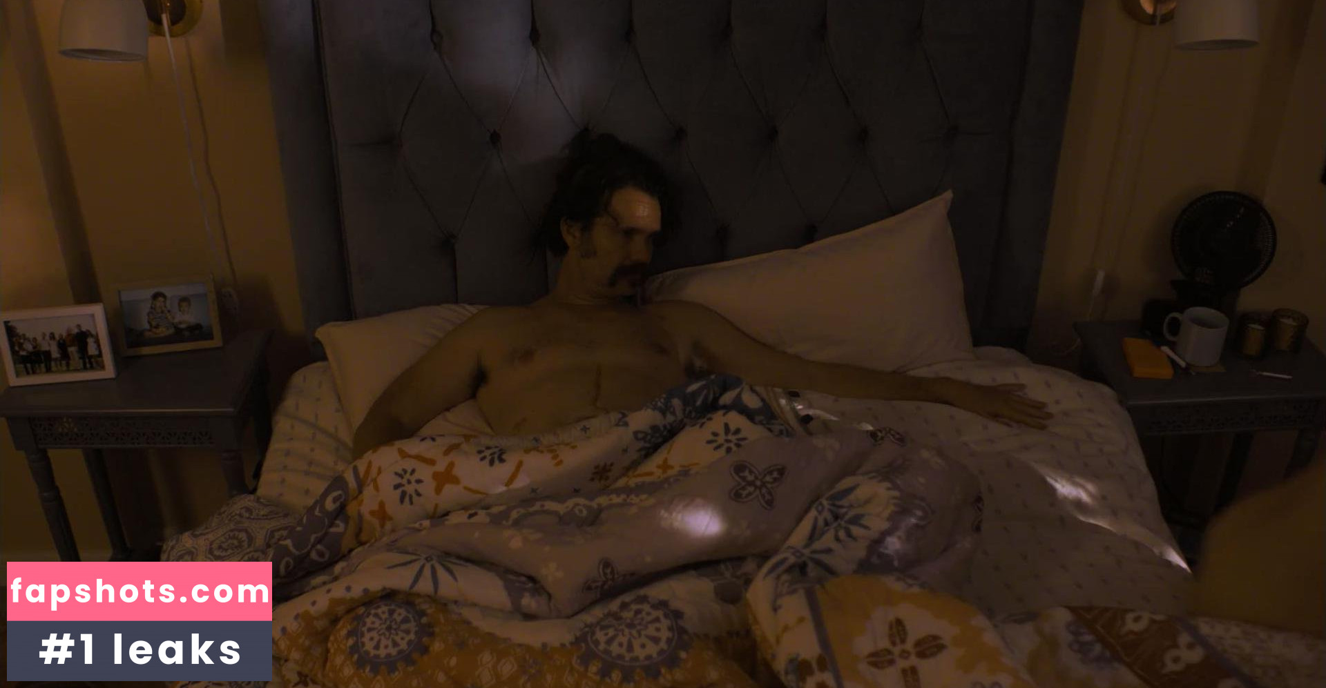 Sarah Stiles gallery photo #36