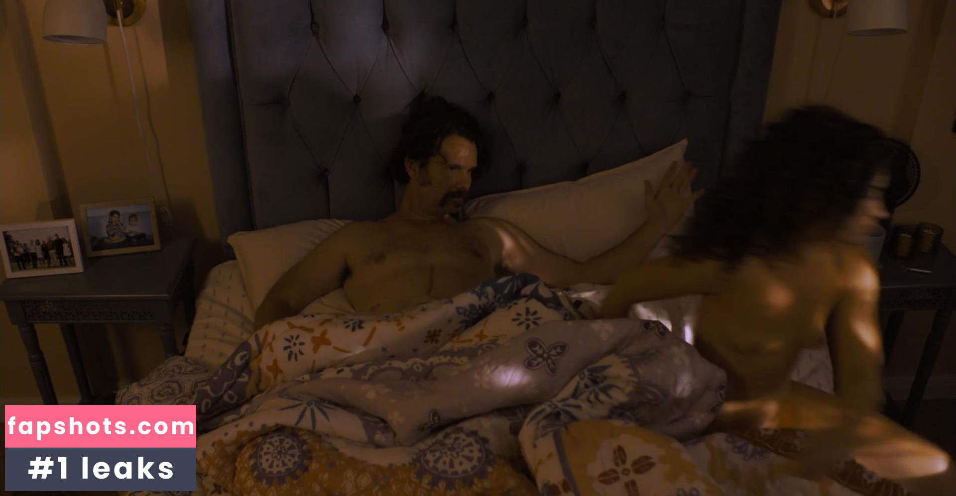 Sarah Stiles gallery photo #37