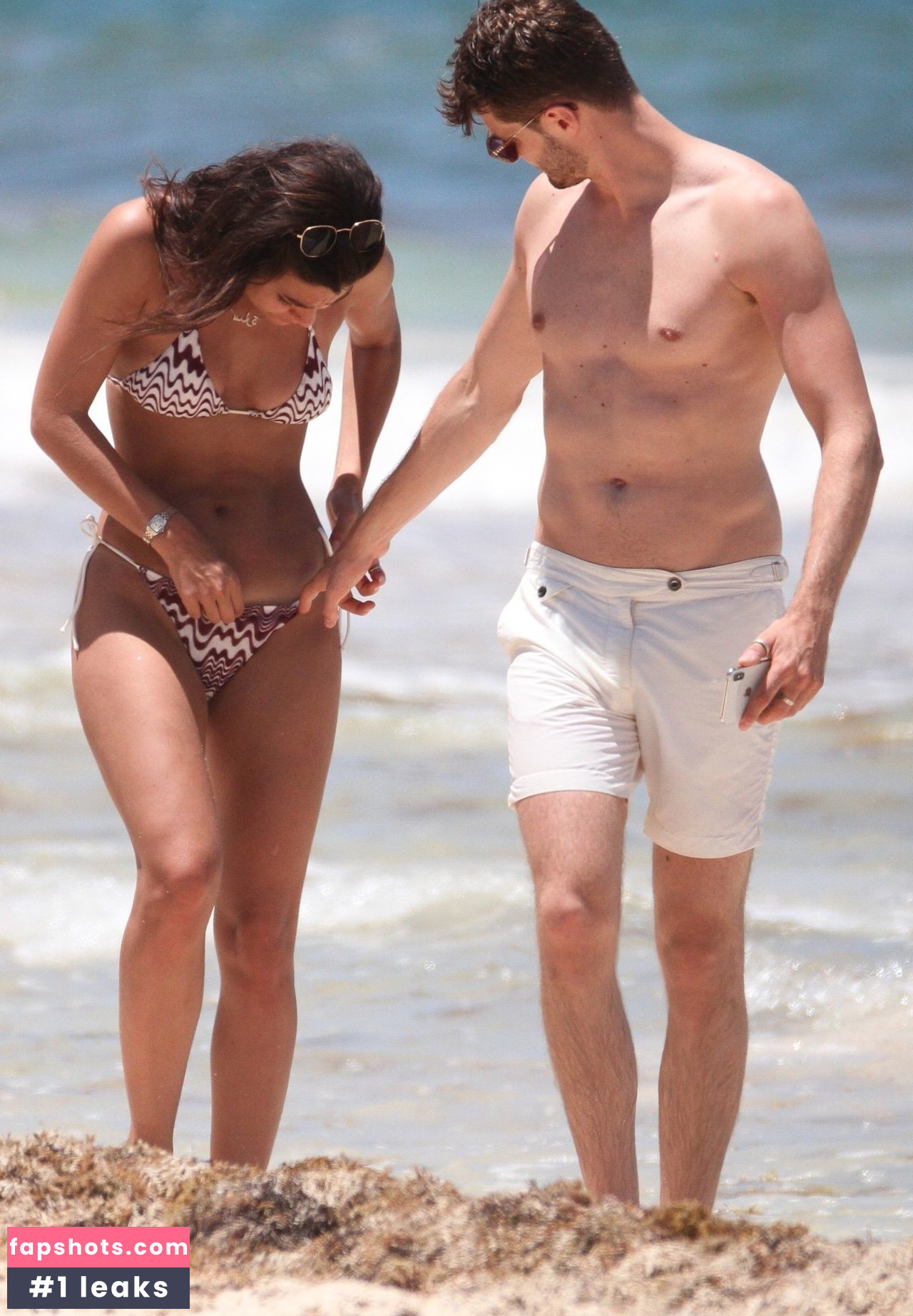 Sarah Tarleton gallery photo #29