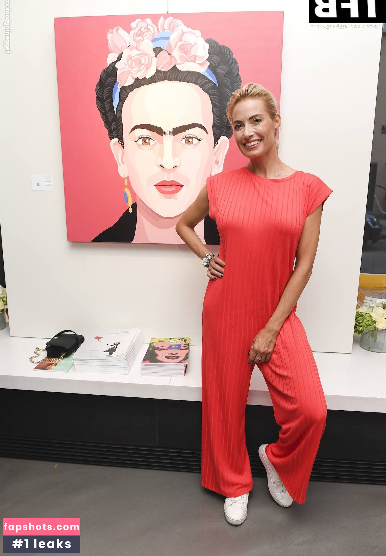 Sarah Valentina Winkhaus gallery photo #6