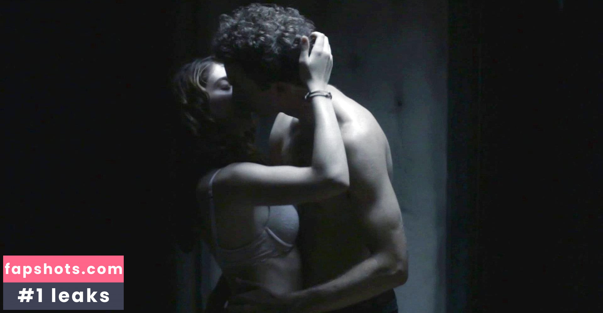 Sarah Van Auken Nude Leaks OnlyFans Photos #2 - LeakJerk