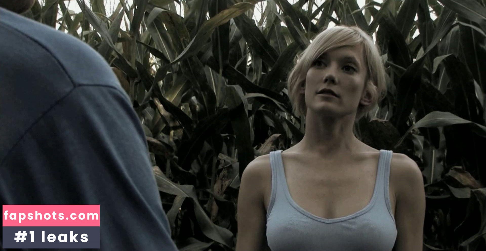 Sarah Wald gallery photo #7