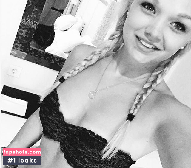 Sarah Wiese gallery photo #17