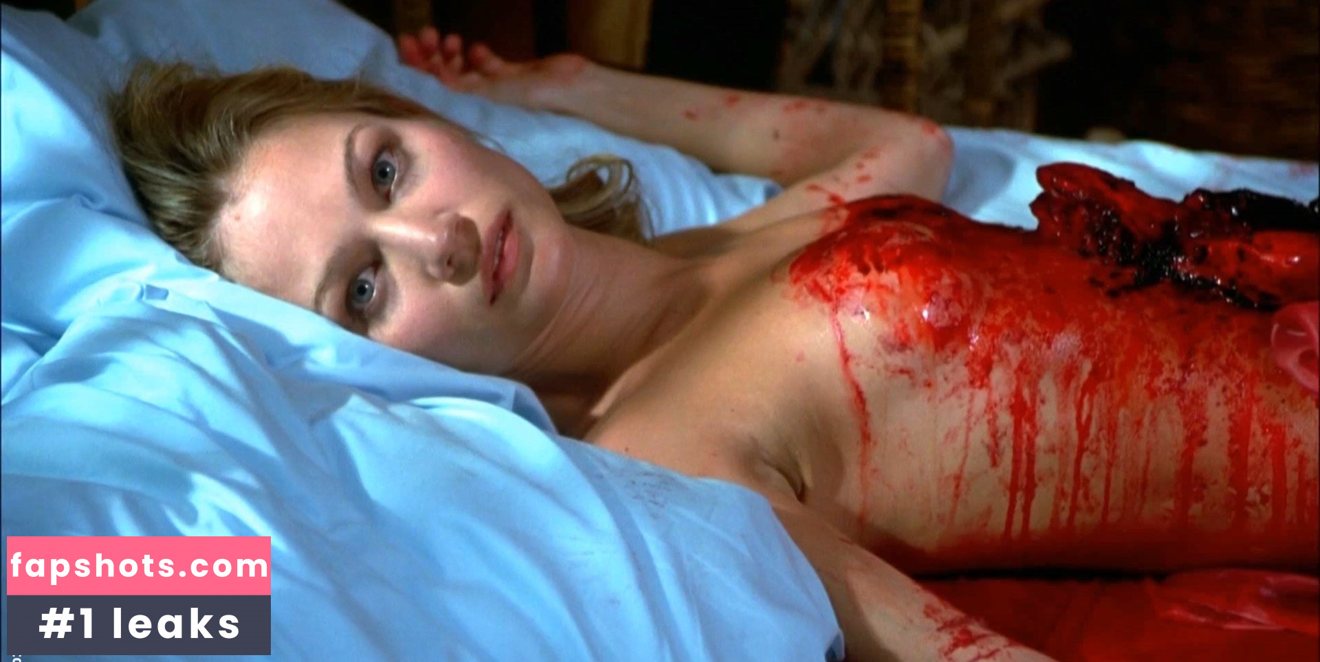 Sarah Wynter gallery photo #6