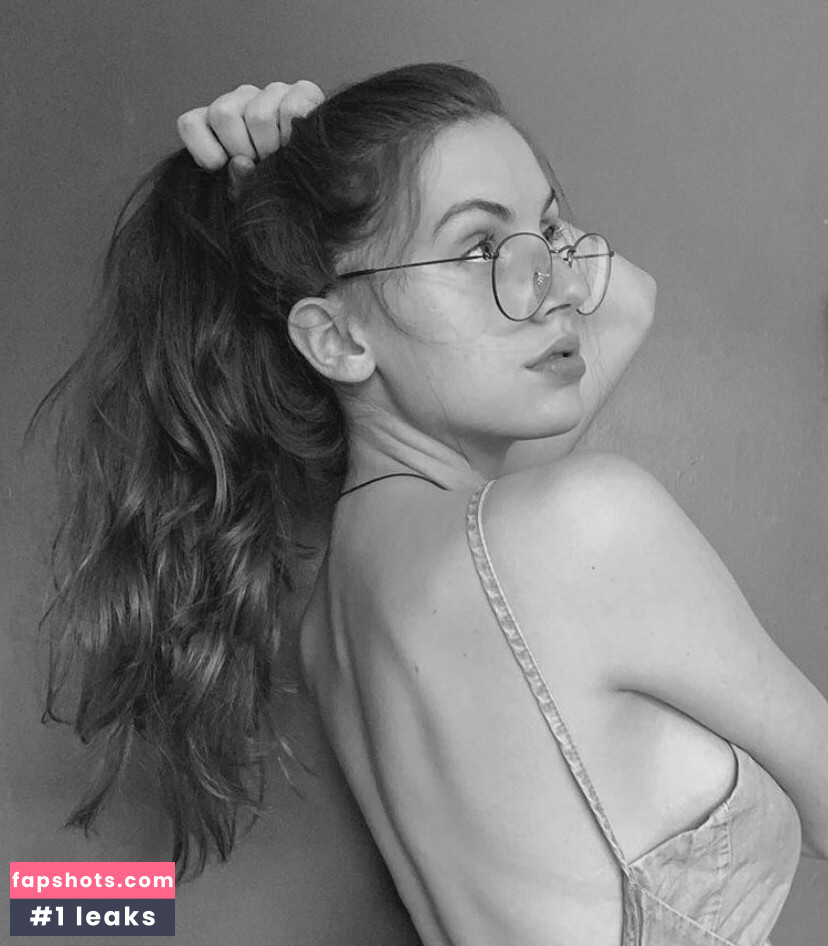 Sarahal06 gallery photo #16