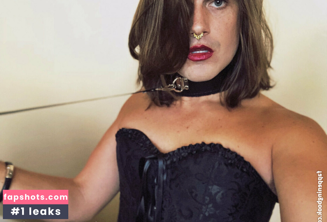 saraheart gallery photo #2