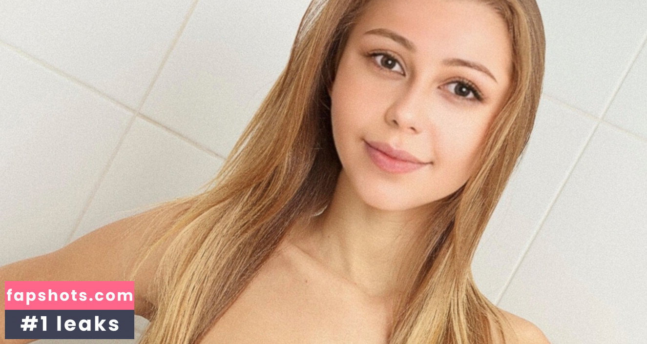 sarahisizzu gallery photo #19