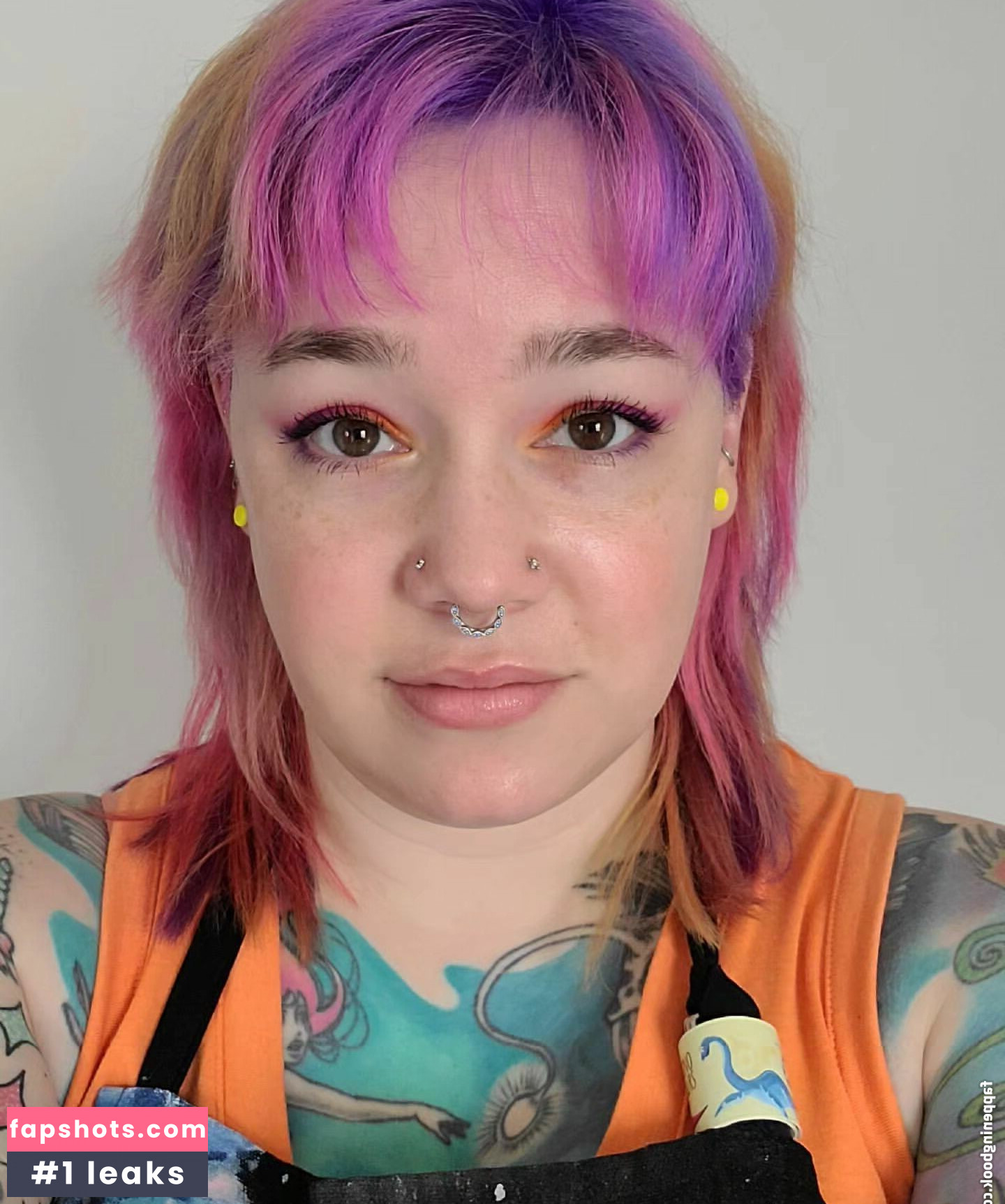 sarahjsaint gallery photo #2