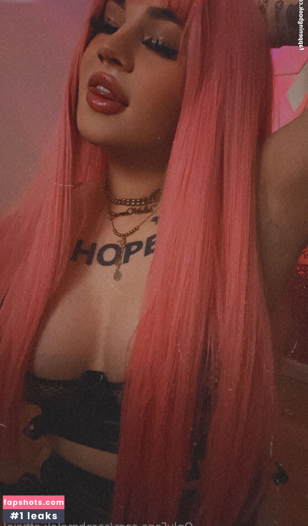 Sarahmelek Nude Leaks OnlyFans Photos #2 - LeakJerk