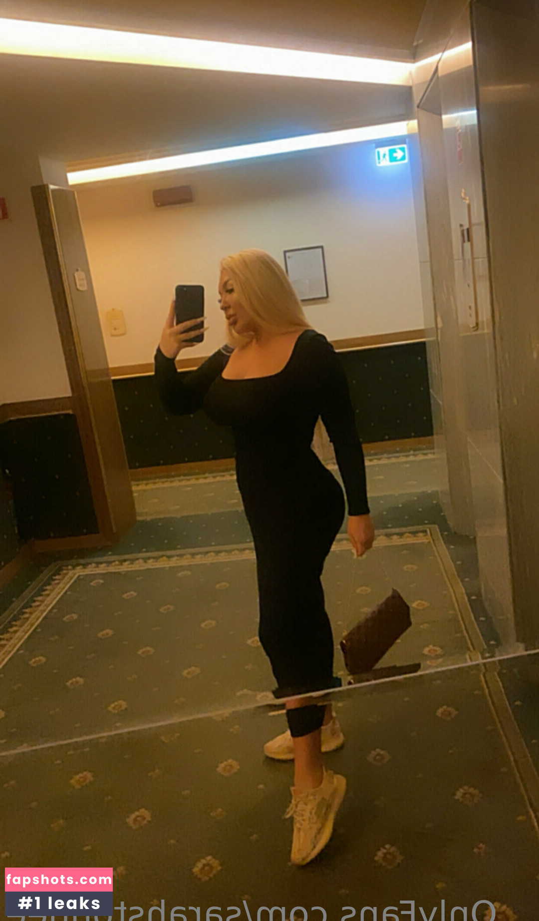 sarahstonnee gallery photo #27