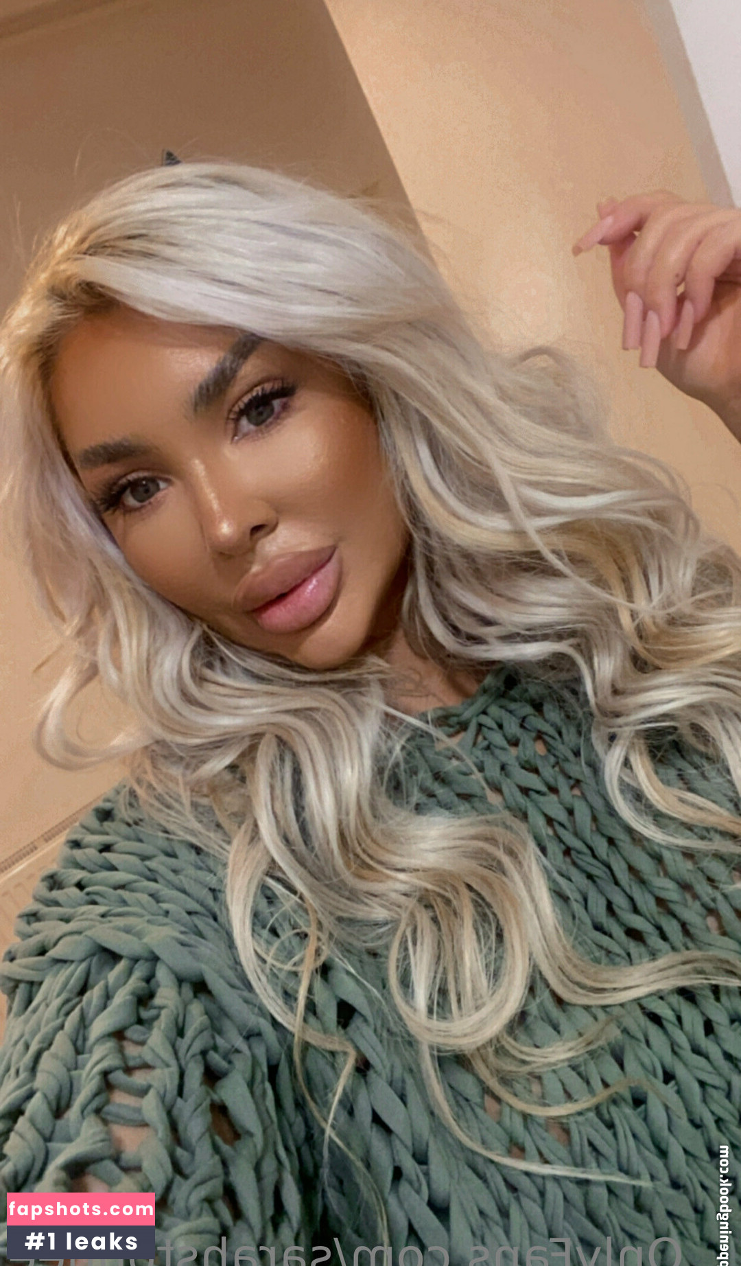 sarahstonnee gallery photo #31