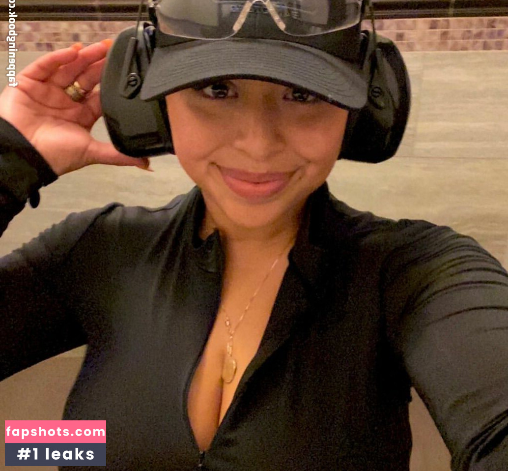 Sarai Fonseca gallery photo #108