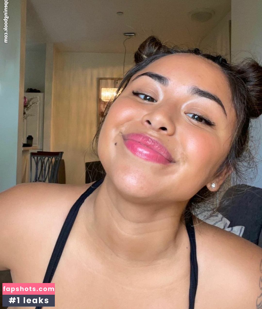 Sarai Fonseca gallery photo #47