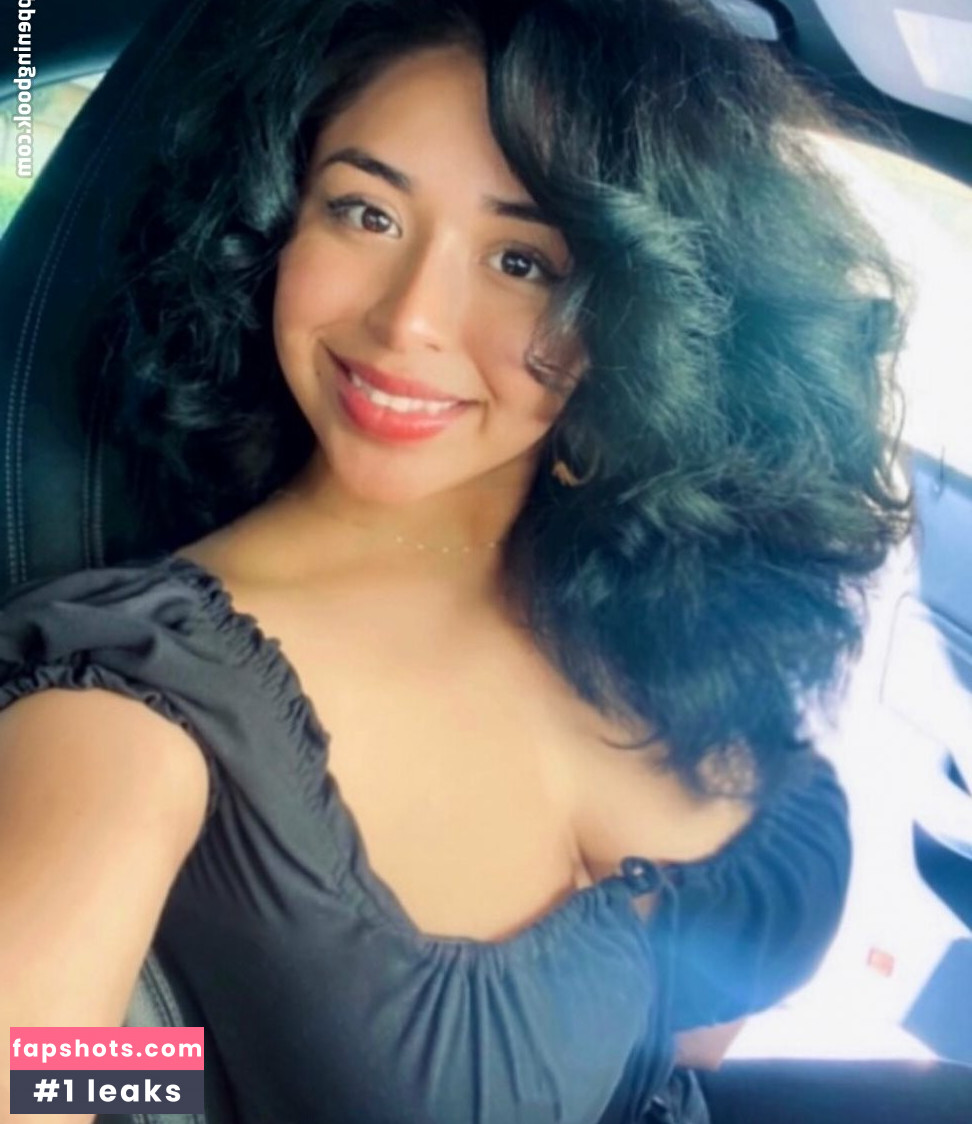 Sarai Fonseca gallery photo #52