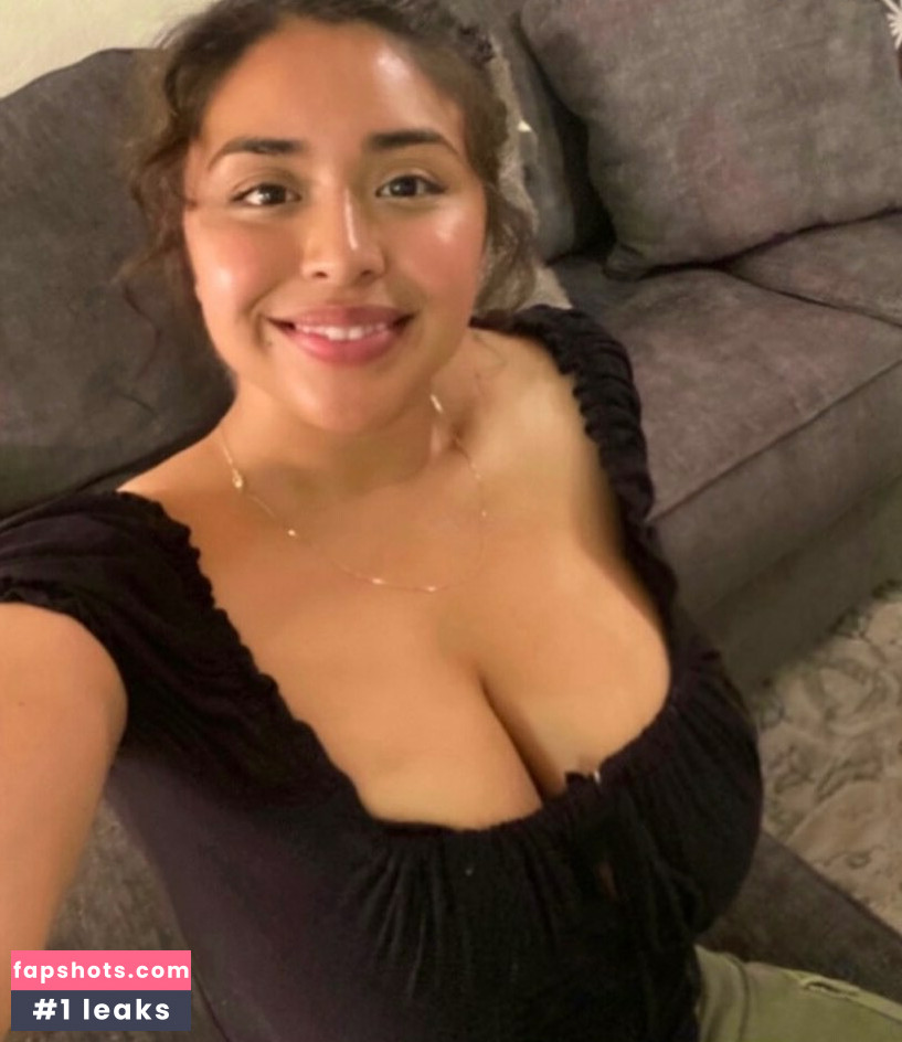 Sarai Fonseca gallery photo #60