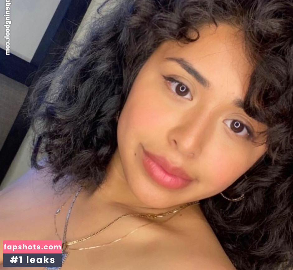 Sarai Fonseca gallery photo #64