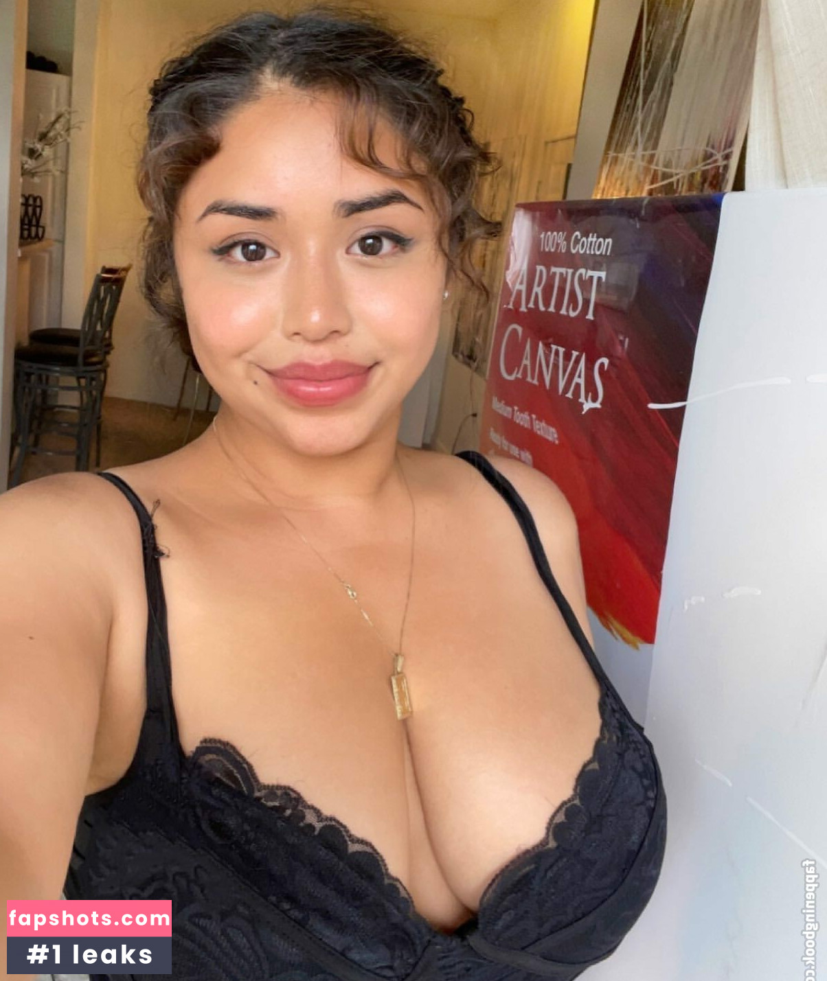 Sarai Fonseca gallery photo #77