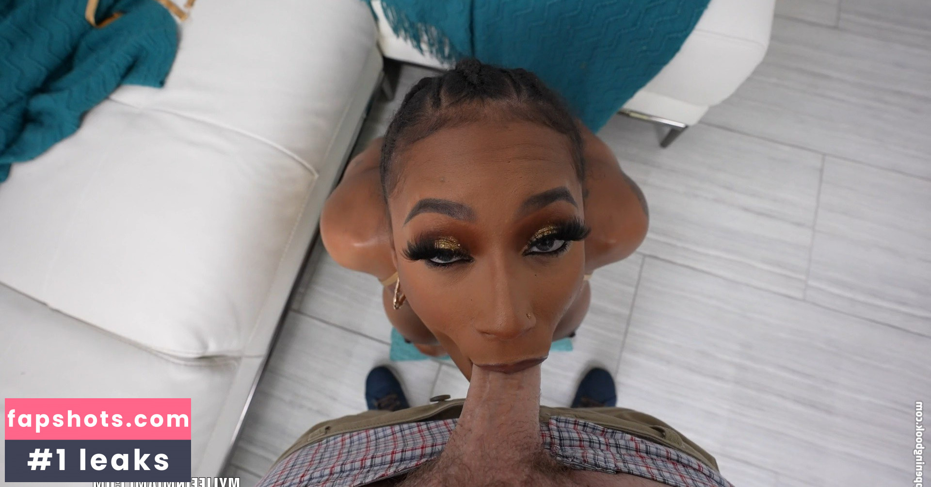 Sarai Minx gallery photo #41