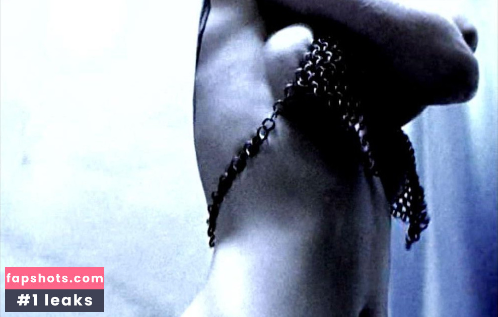 Sarain Boylan gallery photo #6