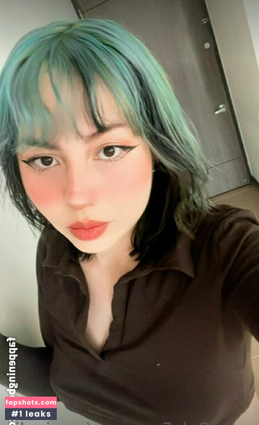 sarajoulie gallery photo #5