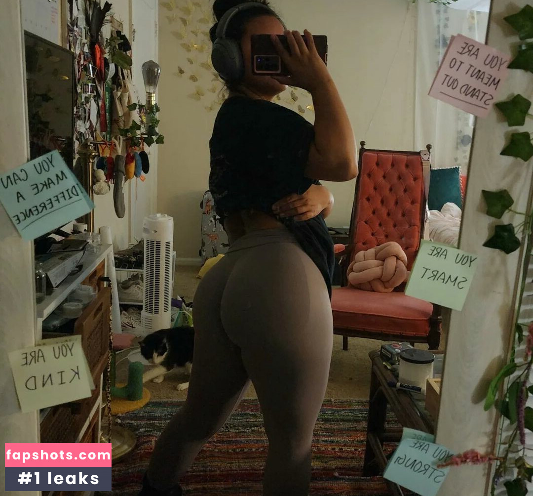 saranne_wrap Nude Leaks OnlyFans Photos #3 - LeakJerk