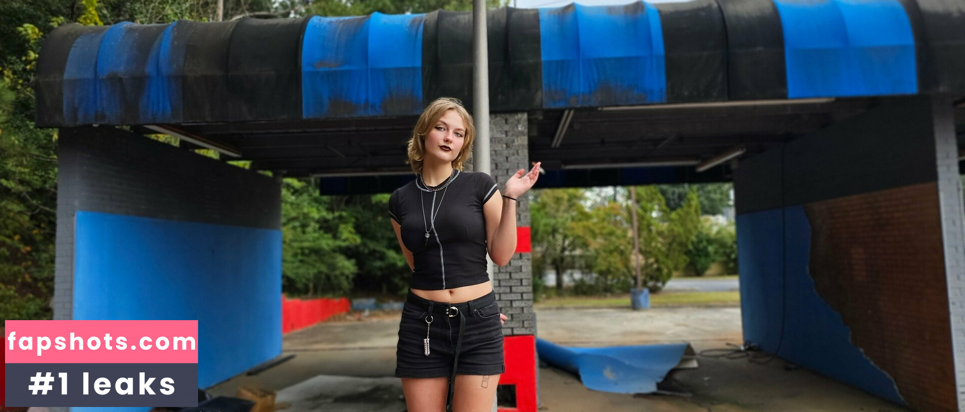 sarasinner69 gallery photo #17