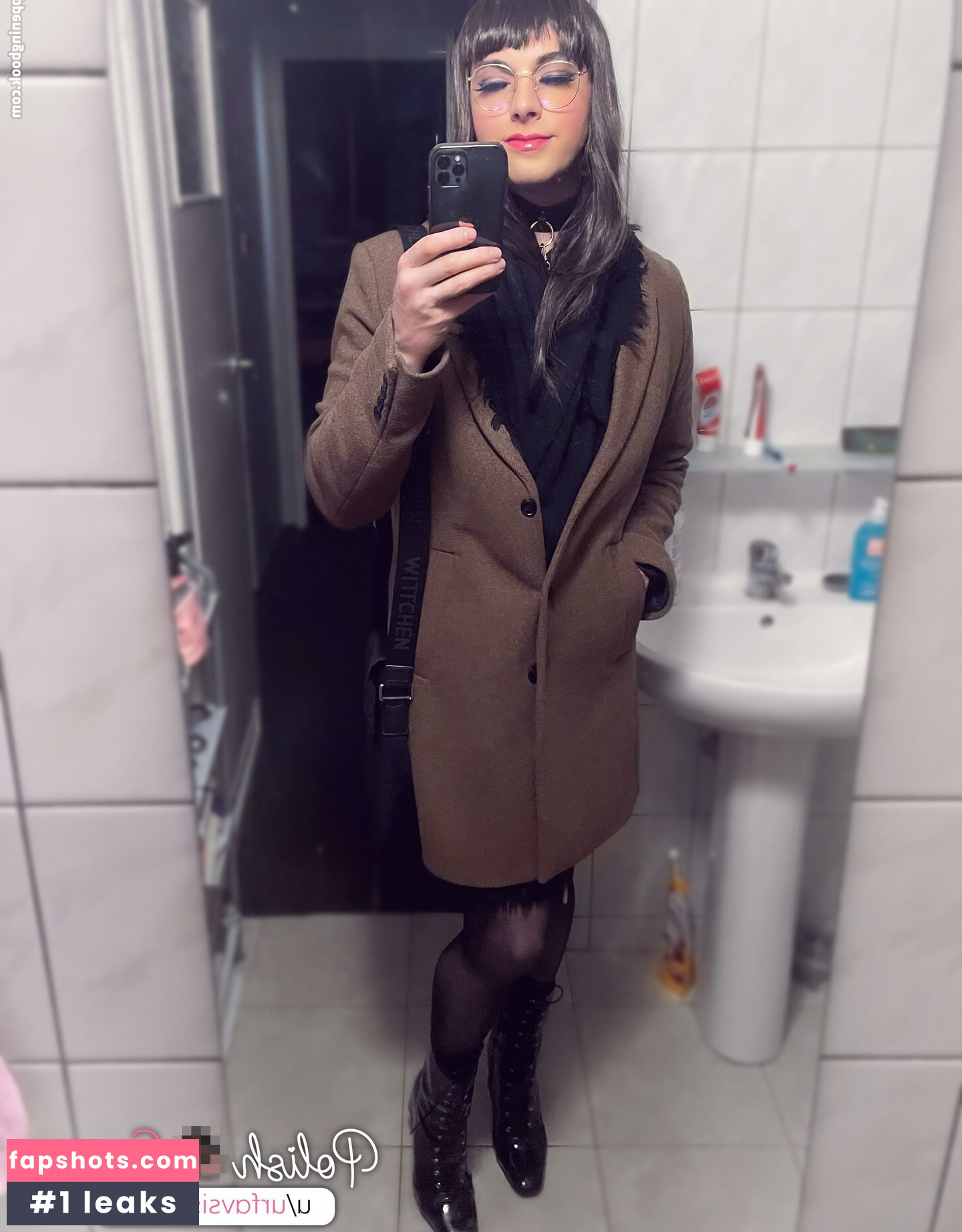 SaraSubmissive gallery photo #6