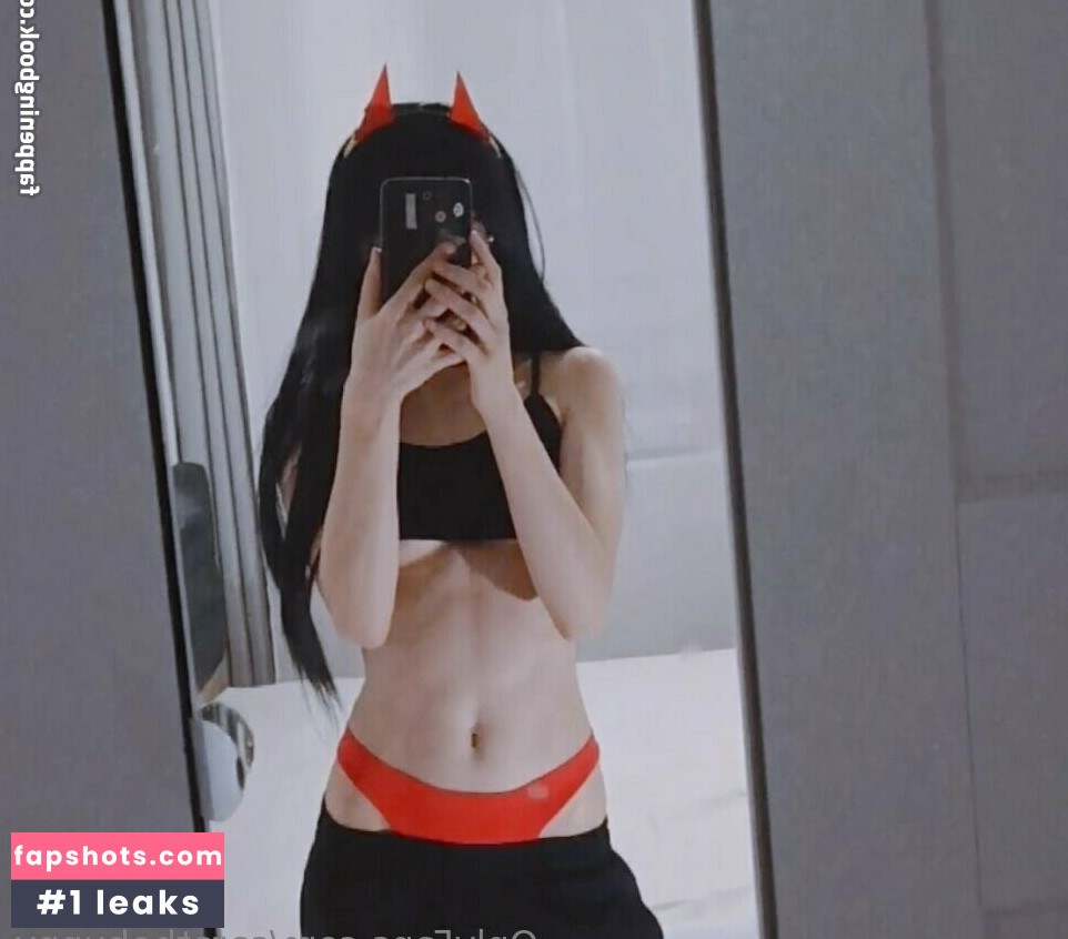 sarathebunny gallery photo #6