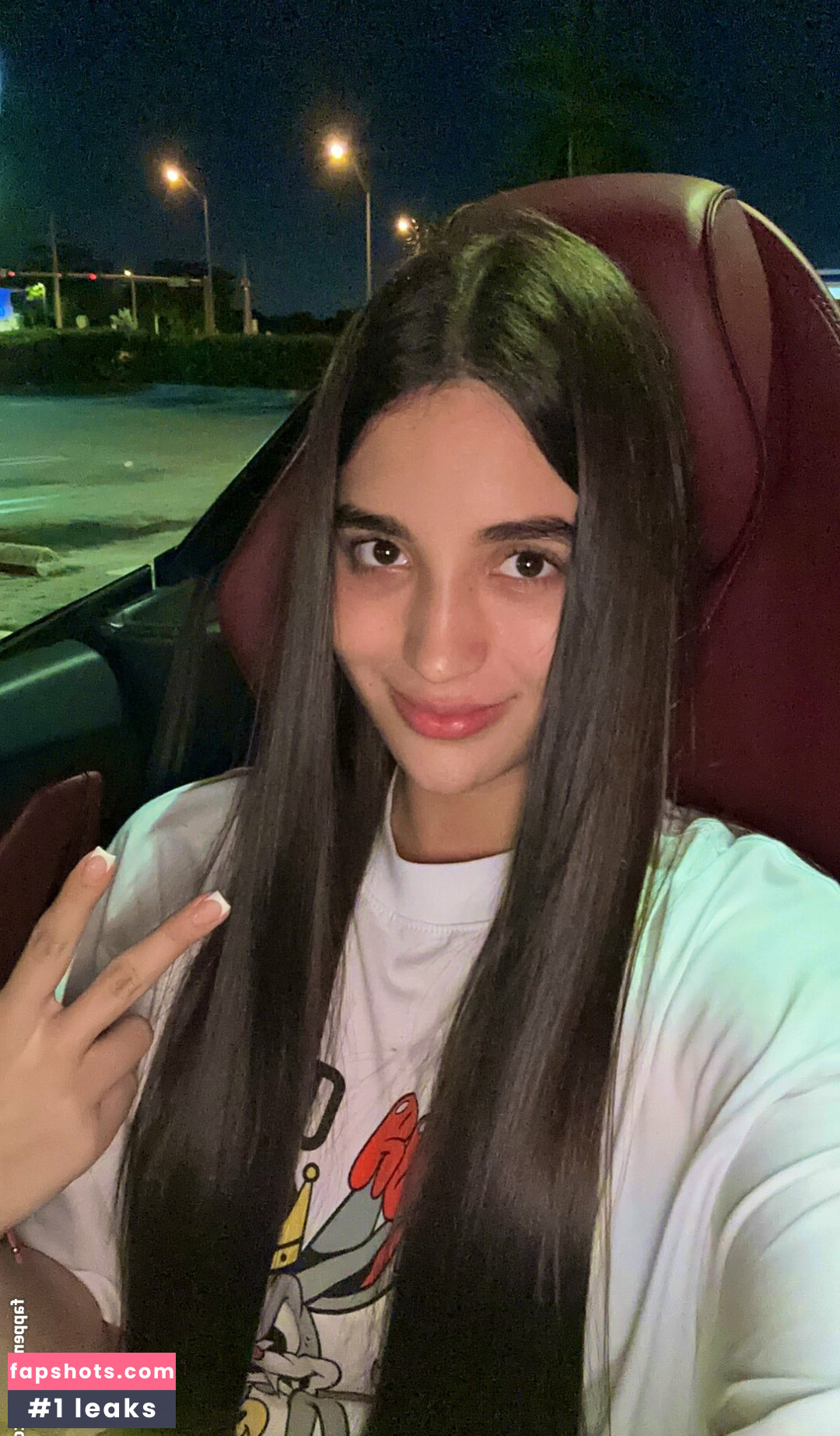 Saray Guzman gallery photo #4