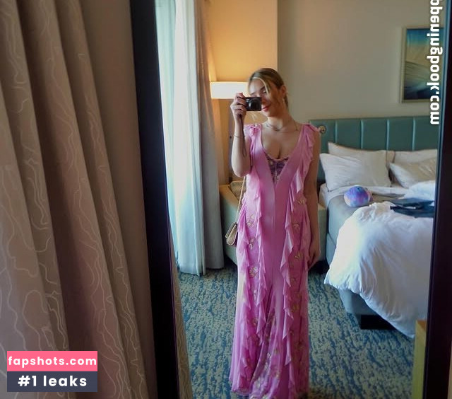 Sarina Hunt gallery photo #3