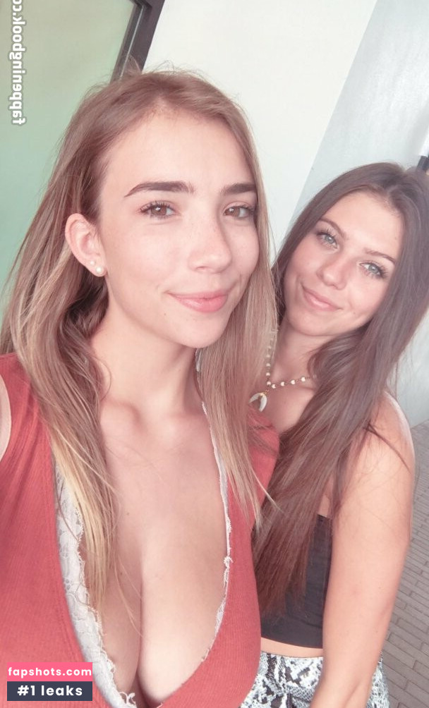 Sarina Hunt gallery photo #26