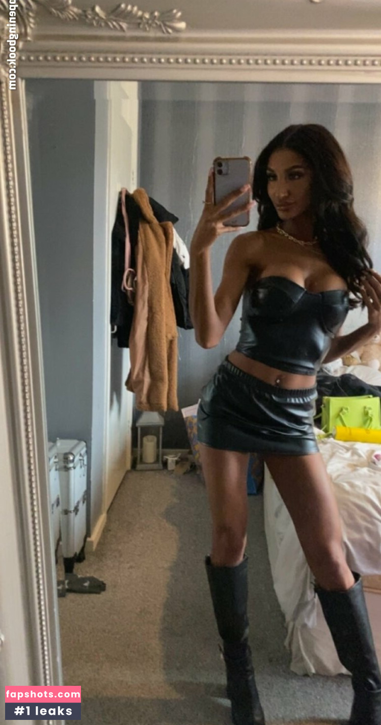 Sarina Jasmine Filtración Desnuda OnlyFans Foto #13 - Fapshots