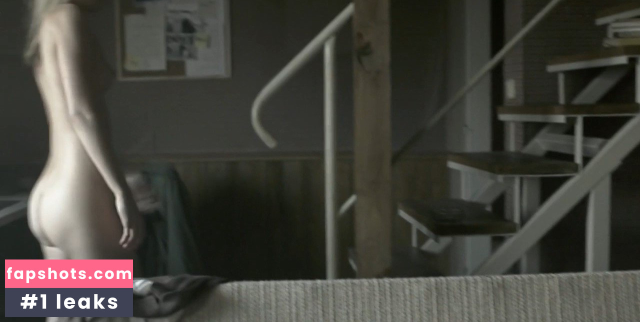 Sarka Vaculikova gallery photo #6