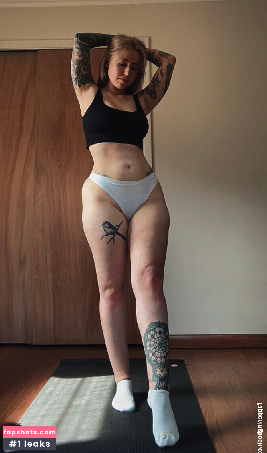 Sash Suicide gallery photo #12