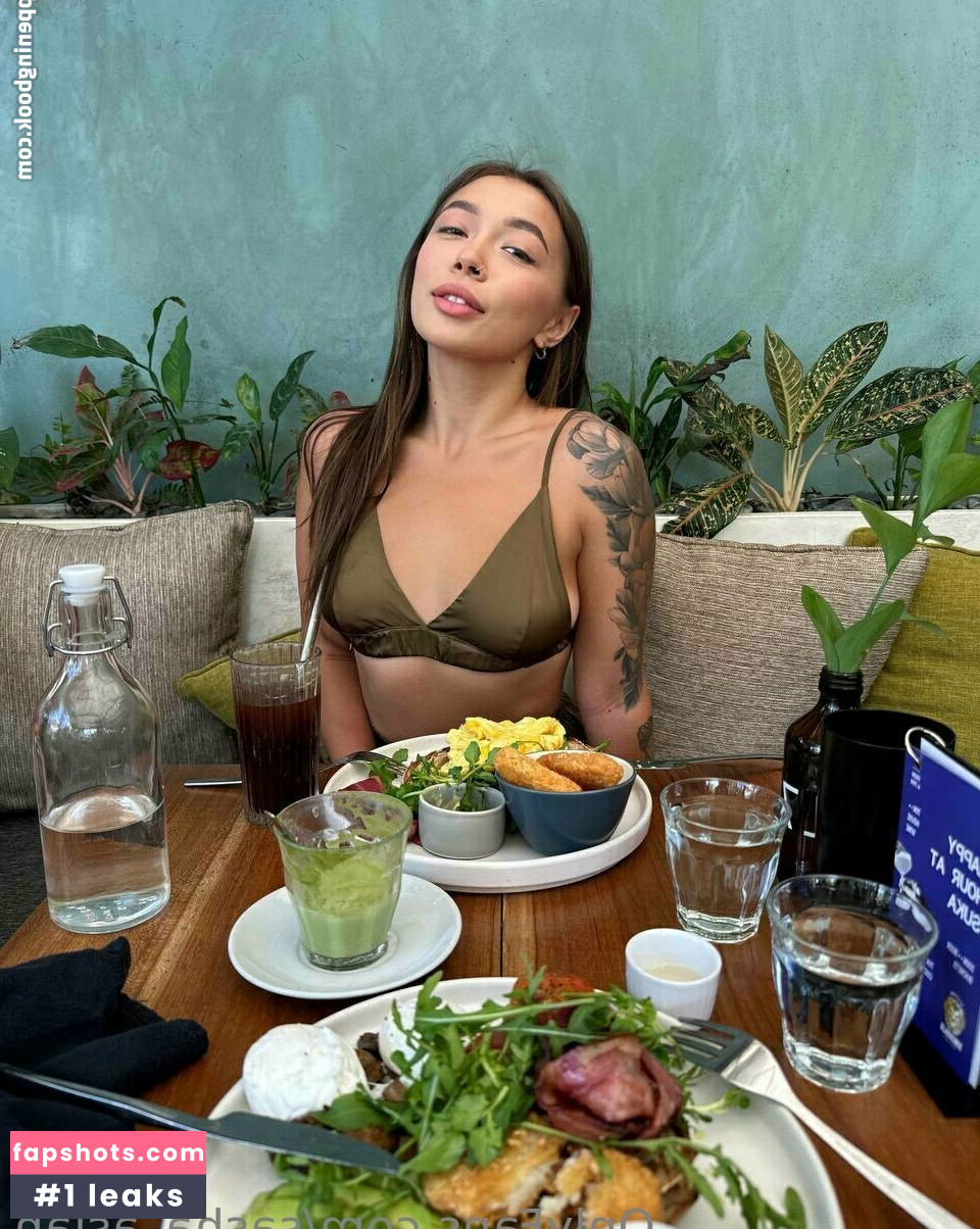 Sasha_asian gallery photo #28