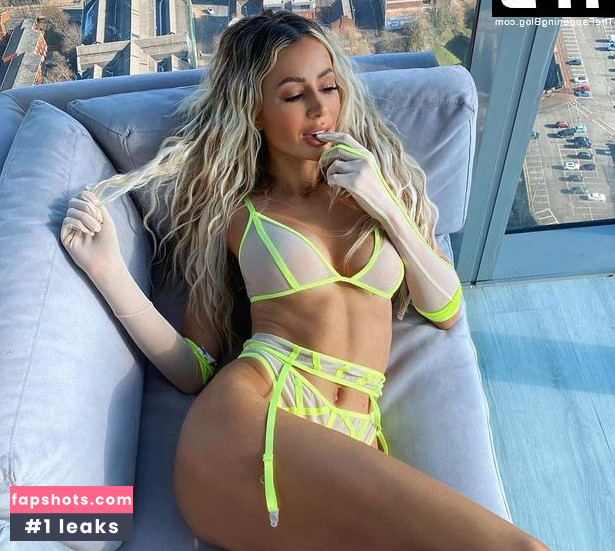 Sasha Attwood gallery photo #17