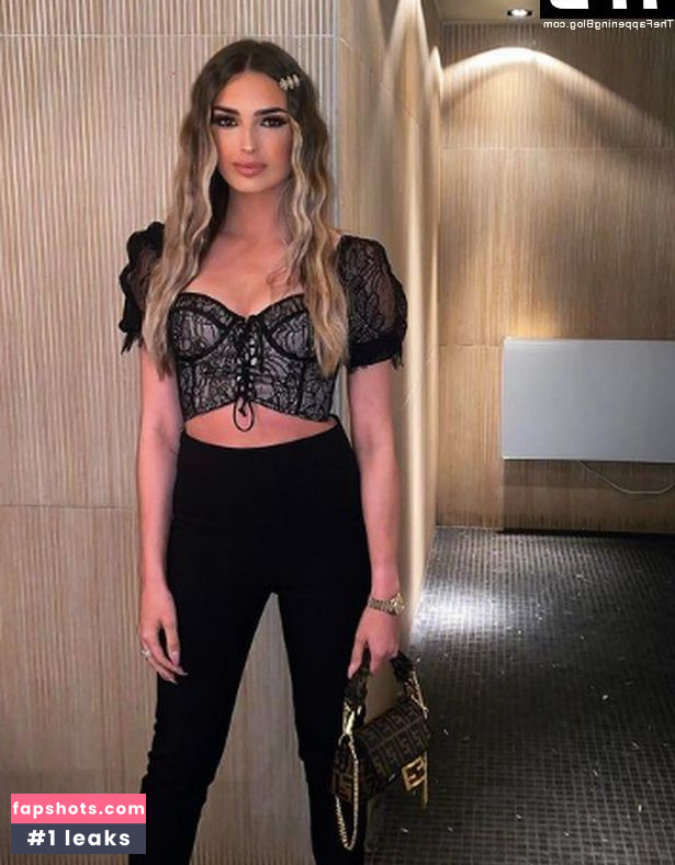 Sasha Attwood gallery photo #20