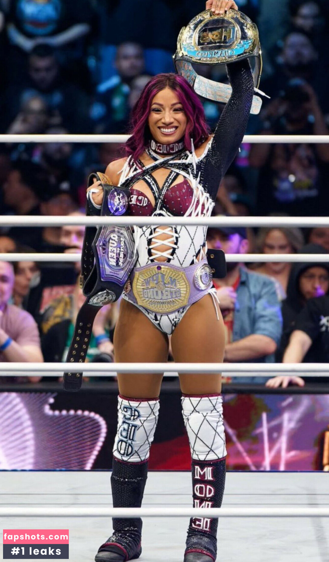Sasha Banks gallery photo #142