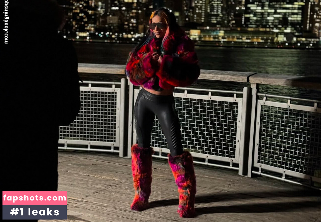Sasha Banks gallery photo #154